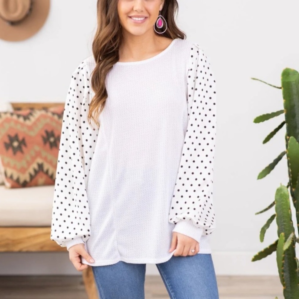 BIBI waffle knit silky satin balloon polka dot long sleeve top white/black tunic